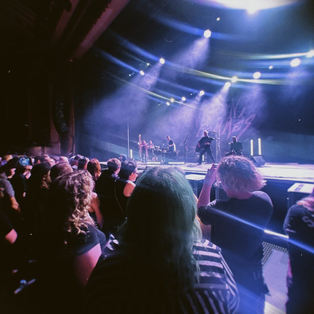 the act 2 crowd at the barricade